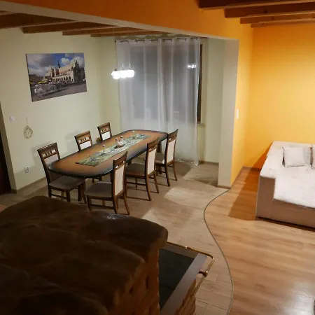 22 Katy Villa *